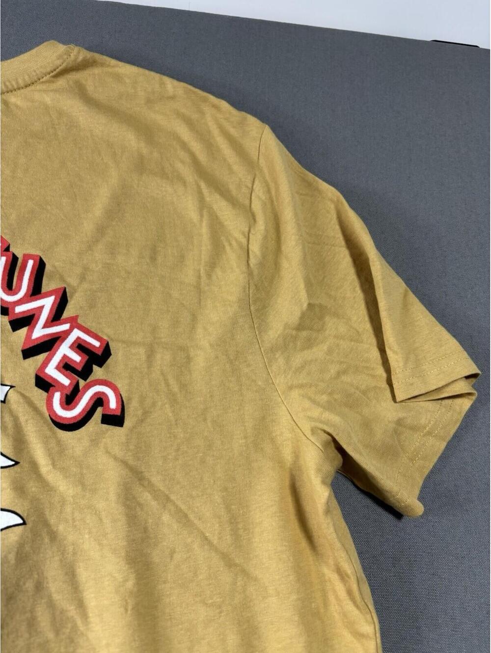 Neff x Looney Tunes  T-Shirt Men’s Size L Bugs Bunny New With Tags - Picture 14 of 15